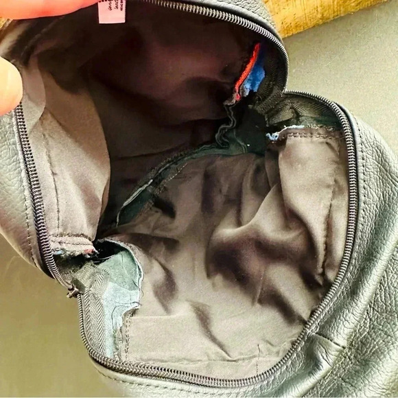 Vintage Genuine Leather Unisex Sling Backpack main image 5